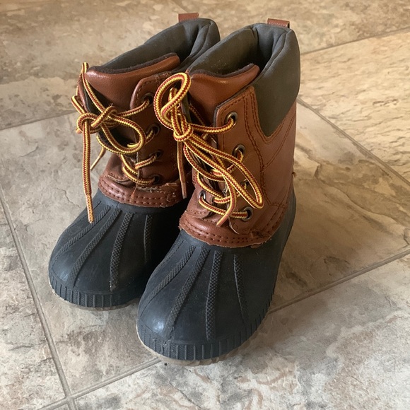 Gap insulated duck boot - Picture 1 of 4